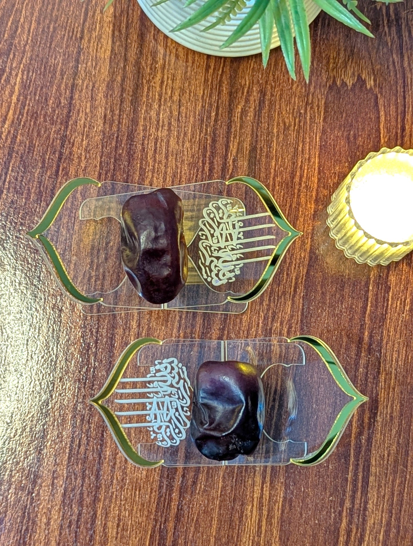 Royal Kajoor Premium Stand